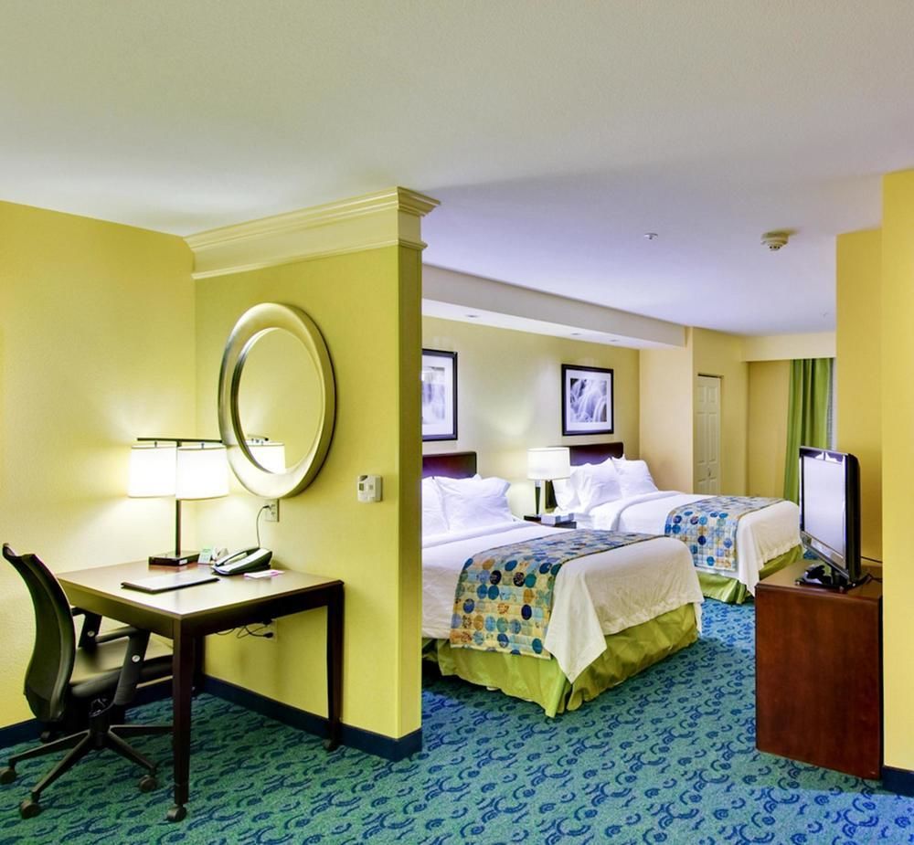 Springhill Suites Birmingham Colonnade Экстерьер фото